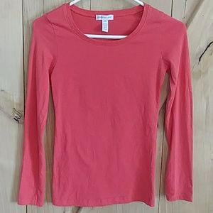 Long sleeve scoop neck